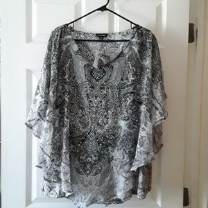 NWT Paisley Tunic Overlay